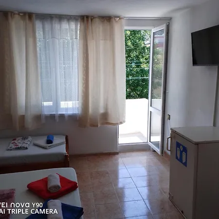 къща здравец - с осигурено паркомясто 普里莫尔斯科