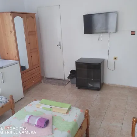 къща здравец - с осигурено паркомясто 招待所