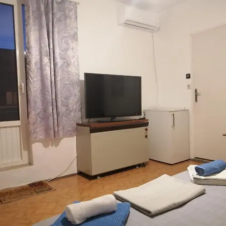 בית הארחה къща здравец - с осигурено паркомясто