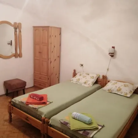 къща здравец - с осигурено паркомясто Guest house 3*