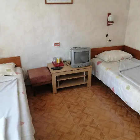 Guest house къща здравец - с осигурено паркомясто Primorsko
