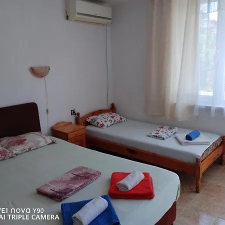 къща здравец - с осигурено паркомясто פרימורסקו