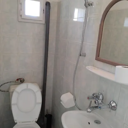 къща здравец - с осигурено паркомясто בית הארחה 3*