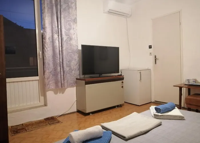 Casa de hóspedes къща здравец - с осигурено паркомясто