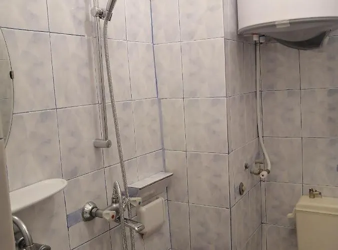 къща здравец - с осигурено паркомясто 3*