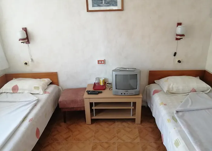 къща здравец - с осигурено паркомясто 3*