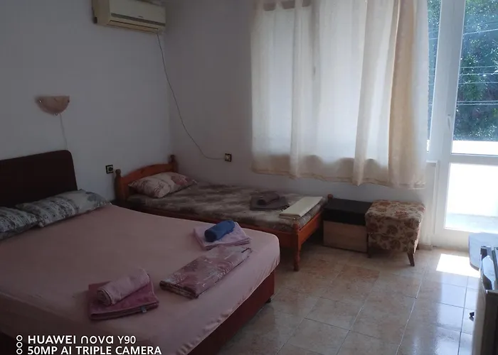 Casa de hóspedes къща здравец - с осигурено паркомясто Primorsko