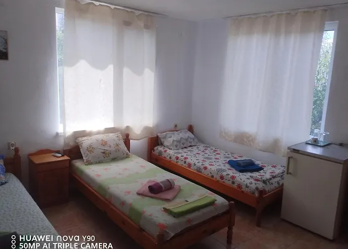 къща здравец - с осигурено паркомясто 3* Primorsko