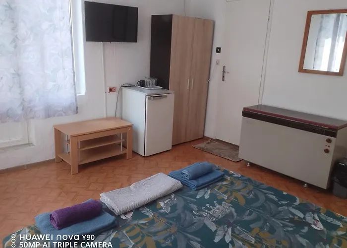 къща здравец - с осигурено паркомясто Casa de hóspedes 3*